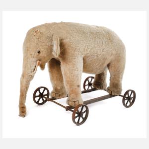 Früher Steiff Elefant als Zugtier