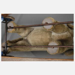 Steiff Elefant als Reittier auf Rädern mit Wippe