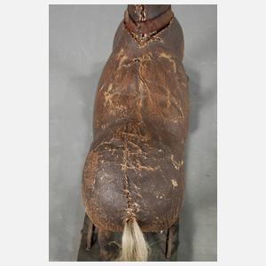 Pferd als Reittier auf Rädern