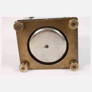 Offiziersuhr mit Wecker