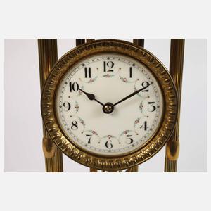 Jahresuhr mit Glassturz