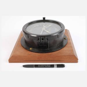 Schiffsuhr der U.S.-Marine