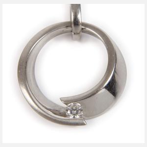 Platinanhänger mit Brillant