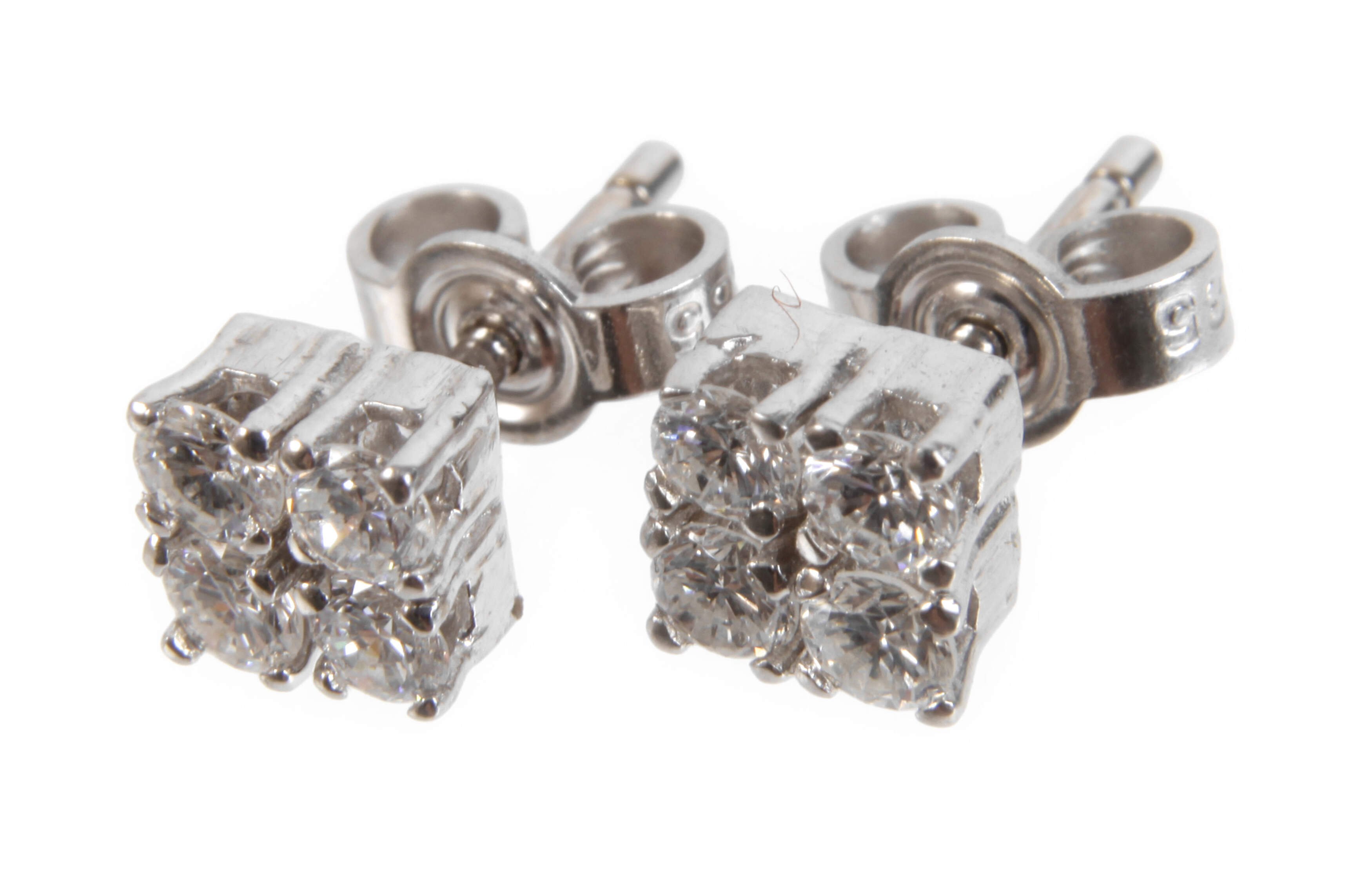 Paar Ohrstecker mit Brillanten