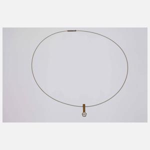 Brillantanhänger an Stahlreif