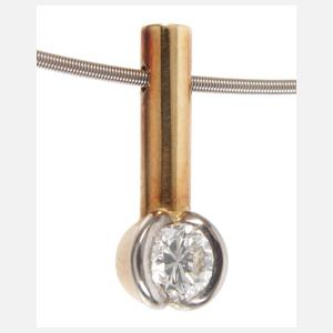 Brillantanhänger an Stahlreif