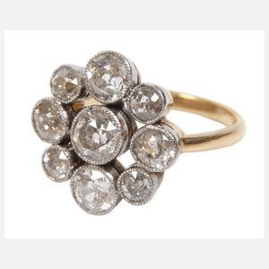 Ring mit Diamantbesatz von zusammen ca. 2,5 ct