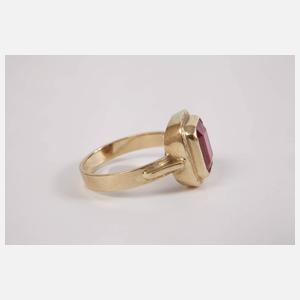 Damenring mit Steinbesatz