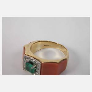 Damenring mit Koralle, Brillanten und Smaragd