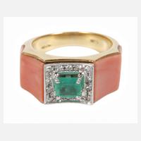 Damenring mit Koralle, Brillanten und Smaragd111