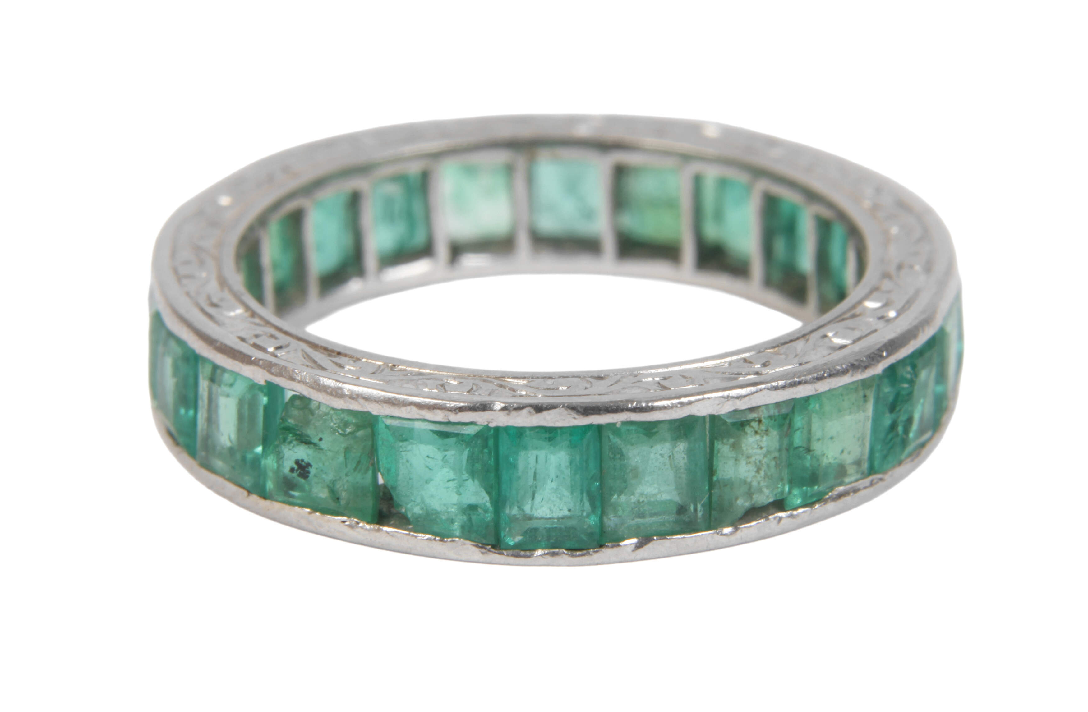 Memoryring mit Smaragden