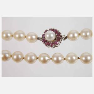 Perlenkette mit Goldverschluss