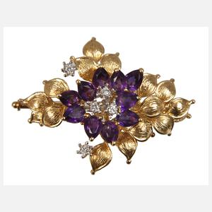 Blütenbrosche mit Amethysten und Brillanten