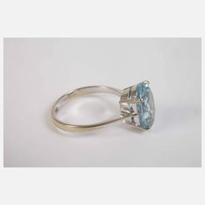 Damenring mit feinem Aquamarin
