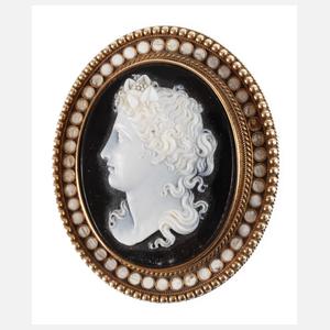 Brosche mit Kamee