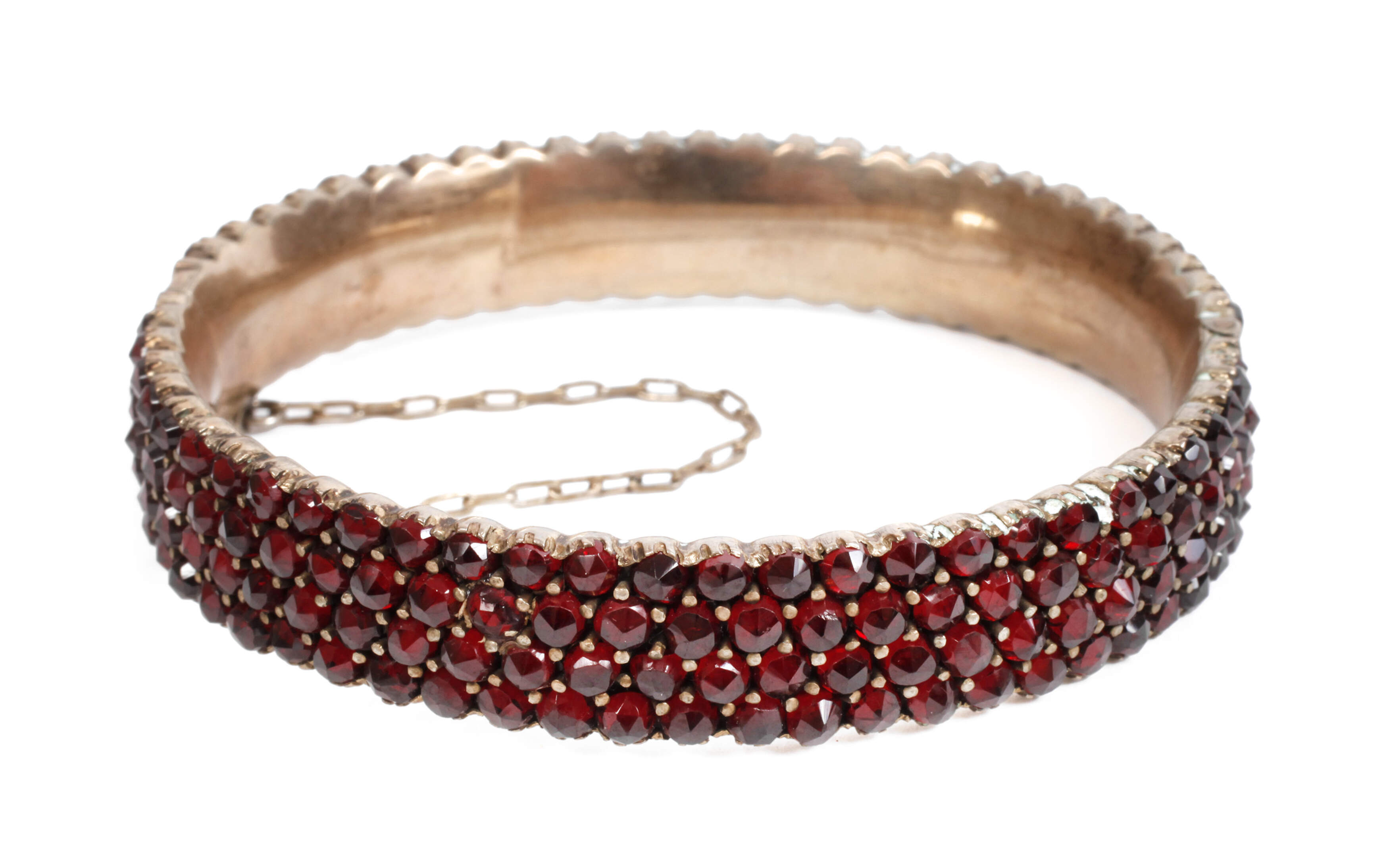 Armreif mit Granaten