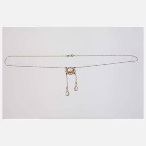 Collier mit Perlen und Amethysten