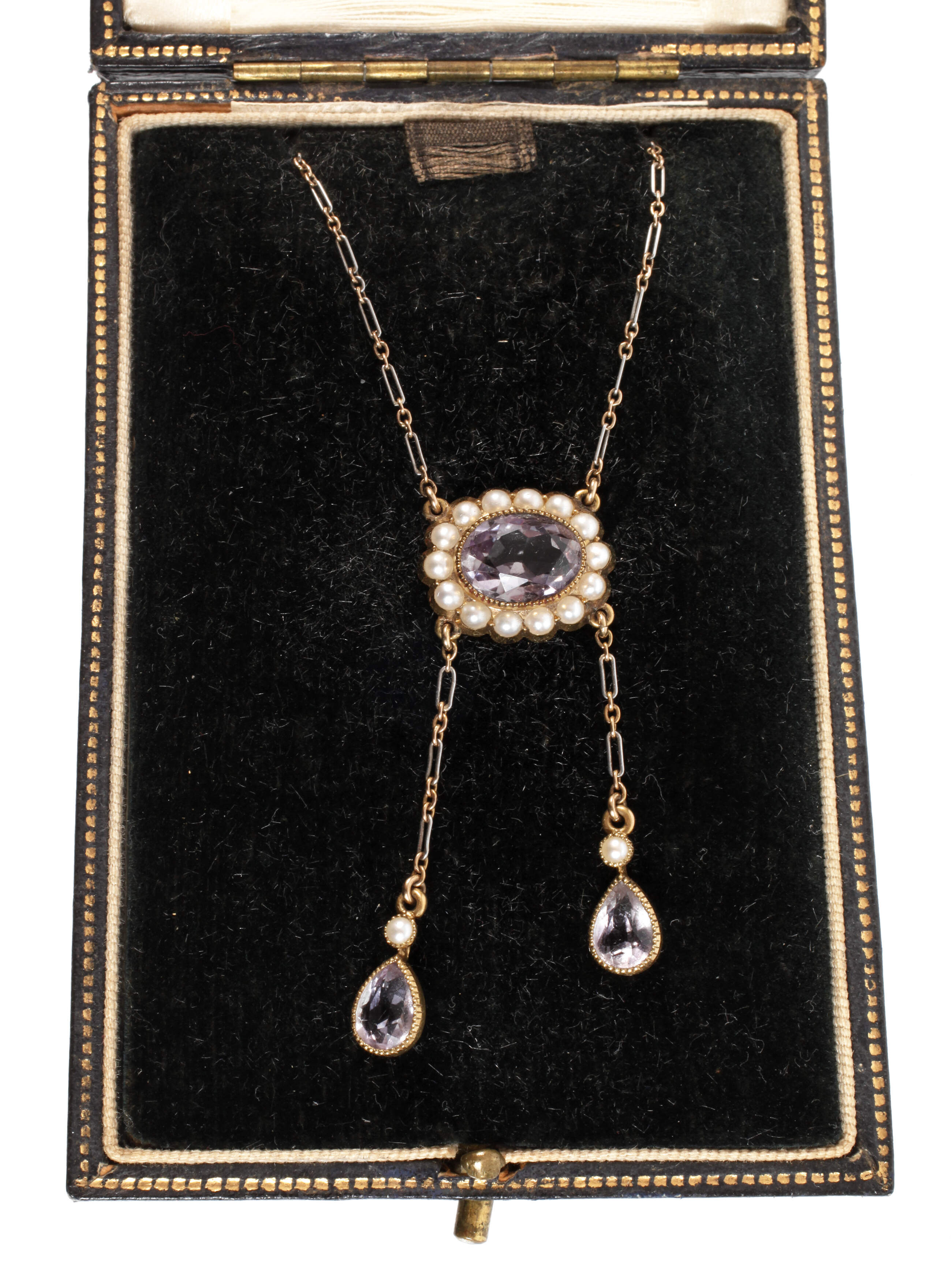 Collier mit Perlen und Amethysten