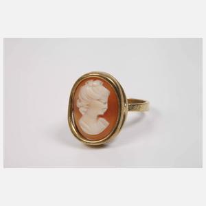 Drei Damenringe mit Steinbesatz