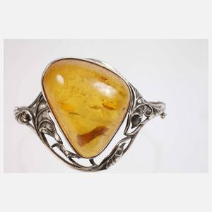 Zwei Schmuckteile mit Bernsteinbesatz