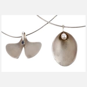 Paul Wunderlich, zwei Anhänger