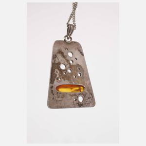 Zwei Designanhänger