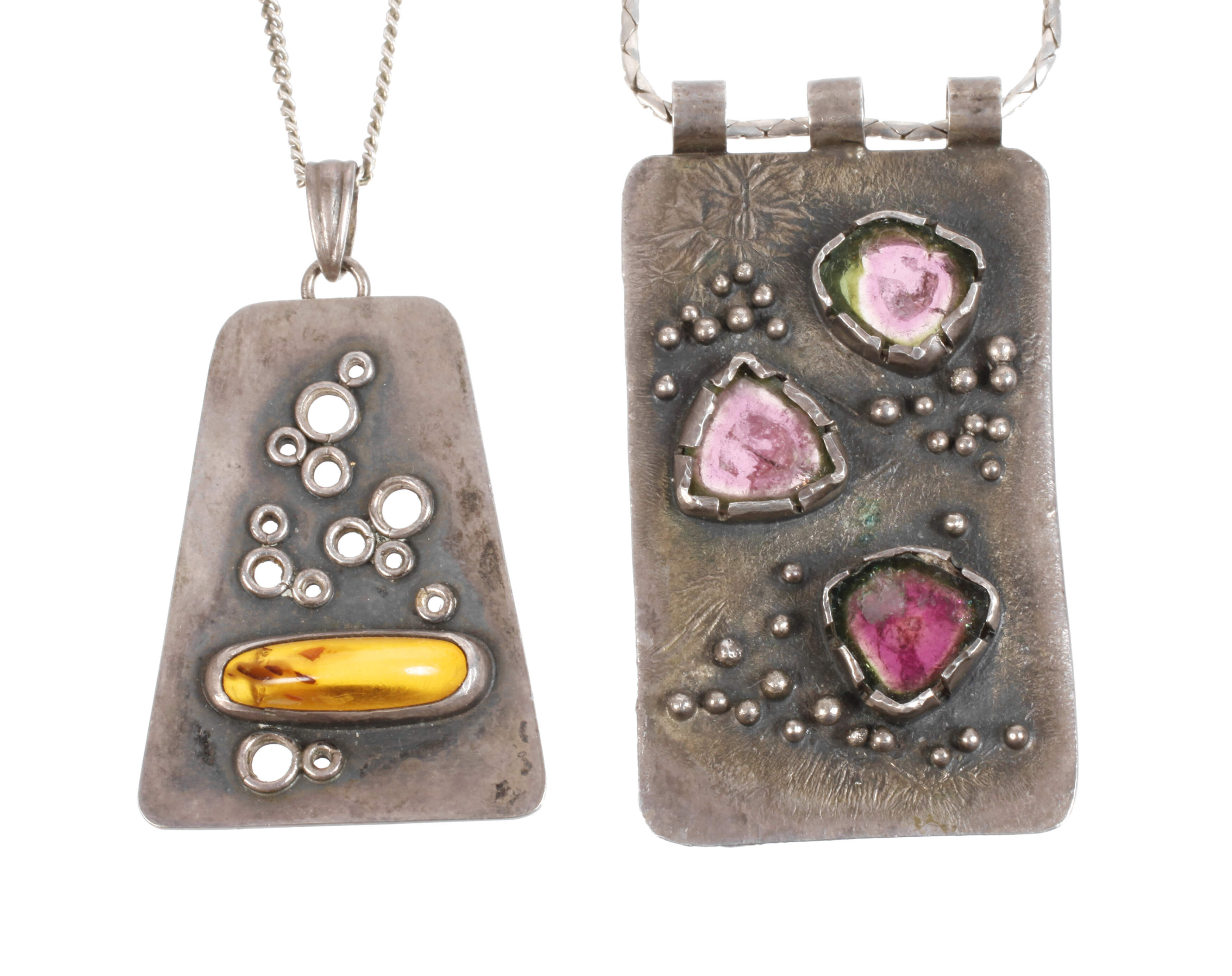 Zwei Designanhänger