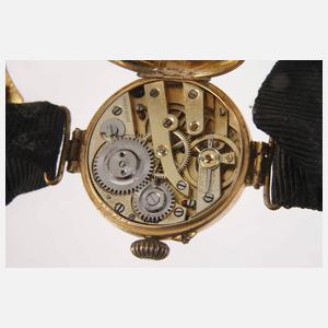 Goldene Damenarmbanduhr