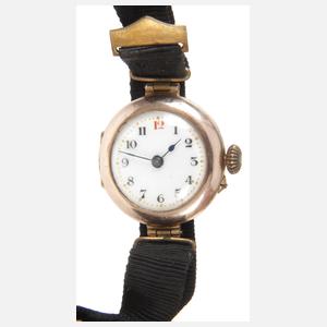 Goldene Damenarmbanduhr
