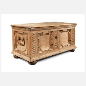 Flachdeckeltruhe barock