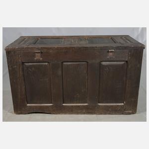 Flachdeckeltruhe barock