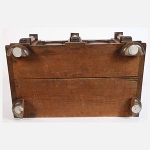 Truhe aus dem Besitz von Gerhart Hauptmann