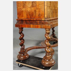 Stollenschrank Barock