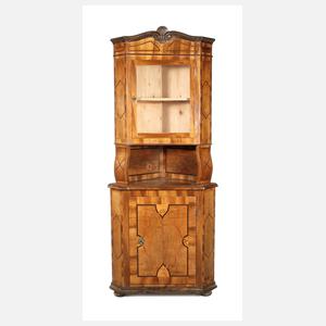 Eckschrank im Barockstil