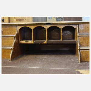 Schrägklappensekretär barock