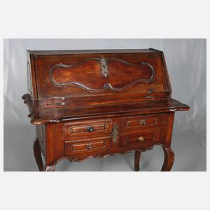 Kleines barockes Schreibmöbel