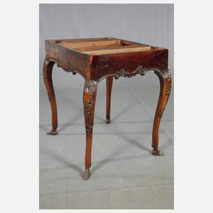 Rehfußtischchen barock