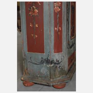 Bauernschrank barock