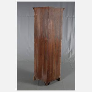 Kleiner klassizistischer Eckschrank