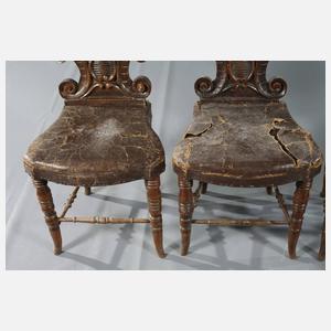 Vier Brettstühle im Renaissancestil