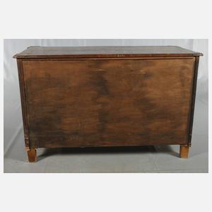 Klassizistische Kommode