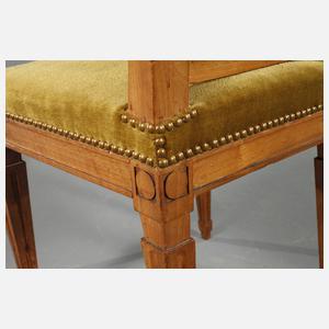 Vier Stühle und zwei Hocker Klassizismus