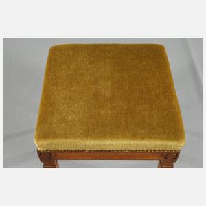 Vier Stühle und zwei Hocker Klassizismus