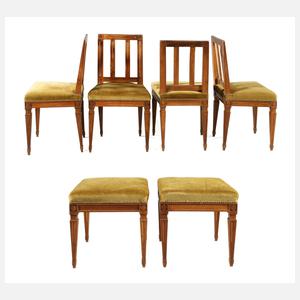 Vier Stühle und zwei Hocker Klassizismus
