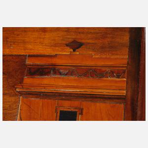 Beistelltisch mit Architekturszene