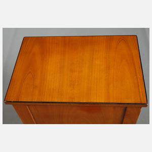Nachtkästchen Biedermeier