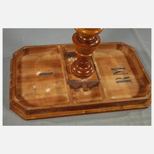 Intarsierter Beistelltisch