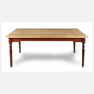 Großer Kneipentisch