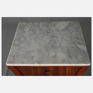 Nachtkästchen Jugendstil