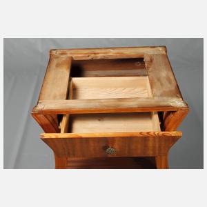 Nachtkästchen Jugendstil